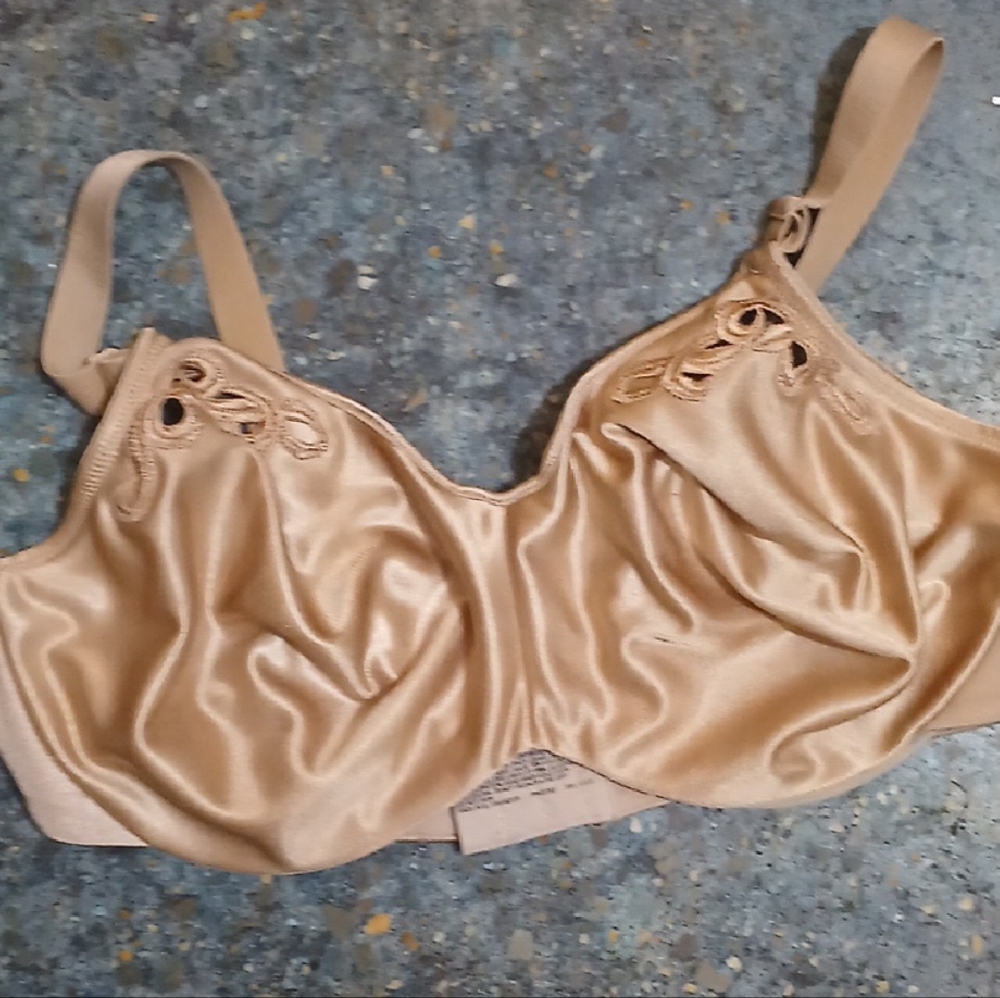 Bali Tan Full Coverage Bra with Adjustable Straps